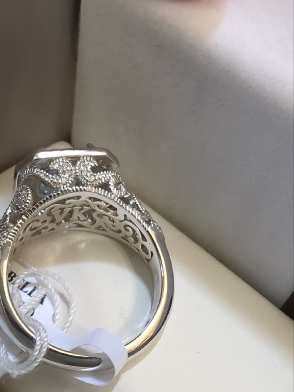 JTV Platineve-Style Blue Square Gem Halo Ring Vanna k Bella luce - Picture 5 of 7